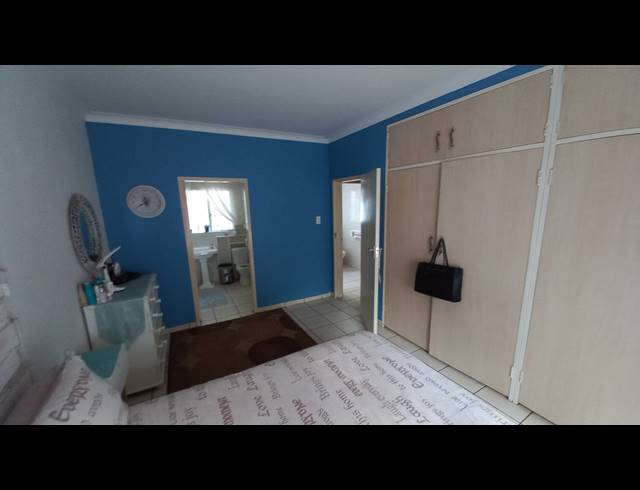 4 BEDROOM HOUSE RENTED IN MONUMENT PARK